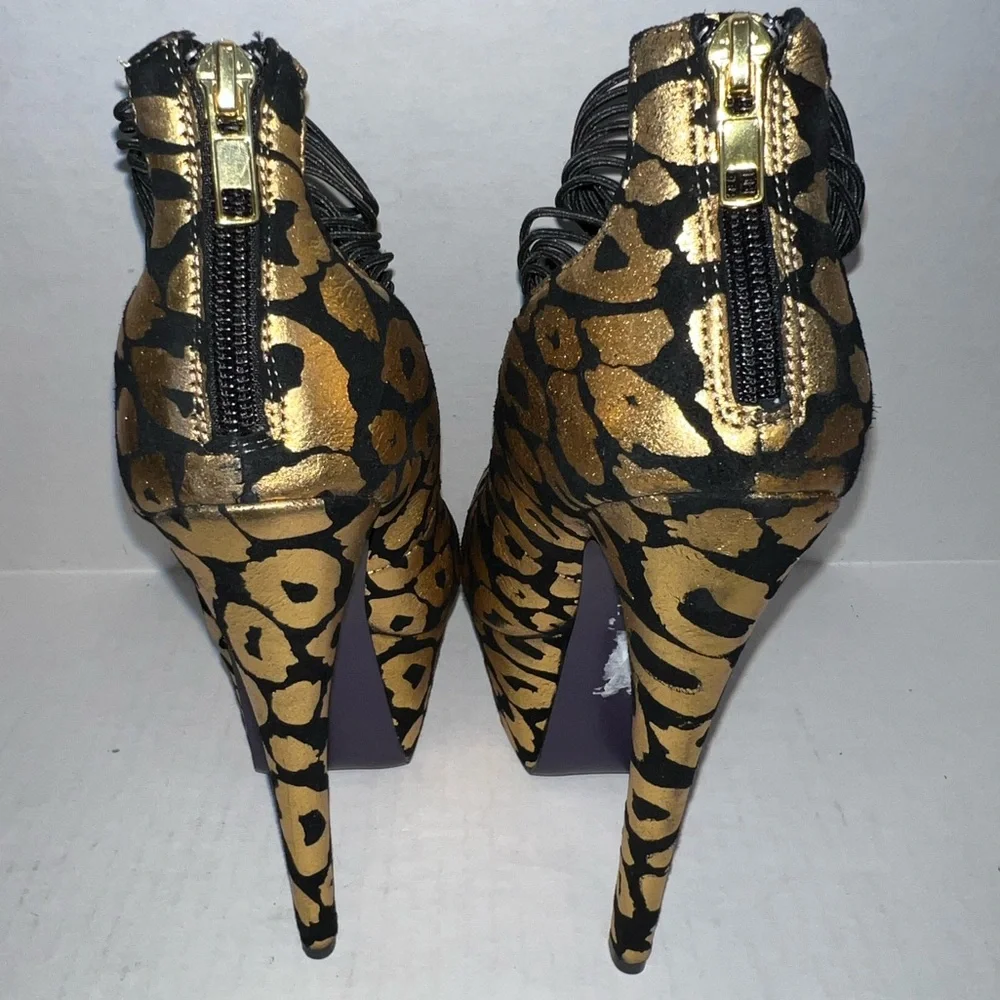LONDON TRASH Ceres Cheetah Gold & Black Platform Heels 🐆